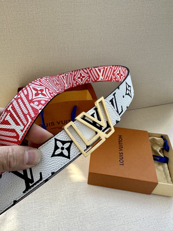 激安ルイヴィトンベルト内部構造